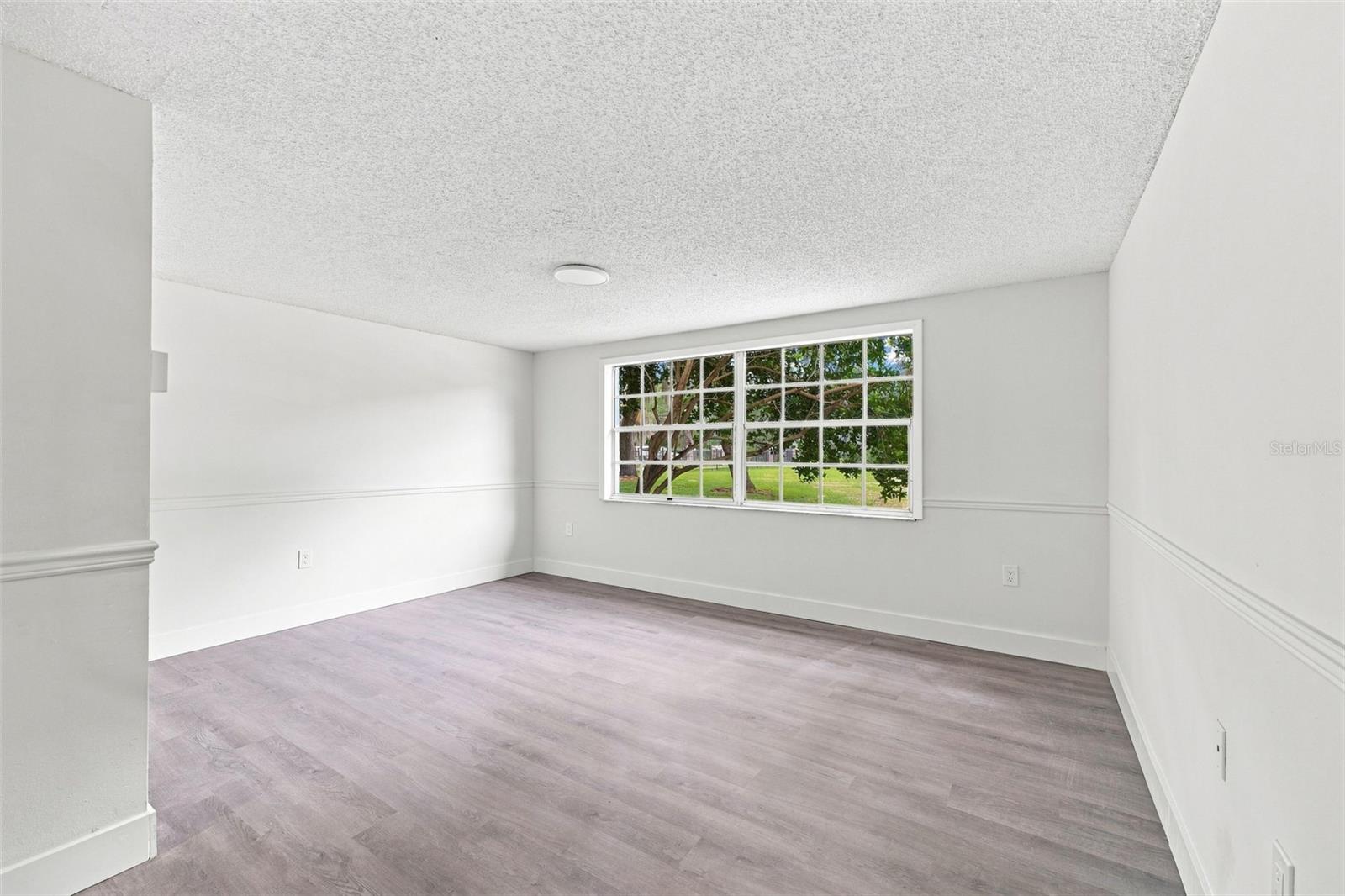 11666 SEMINOLE DR