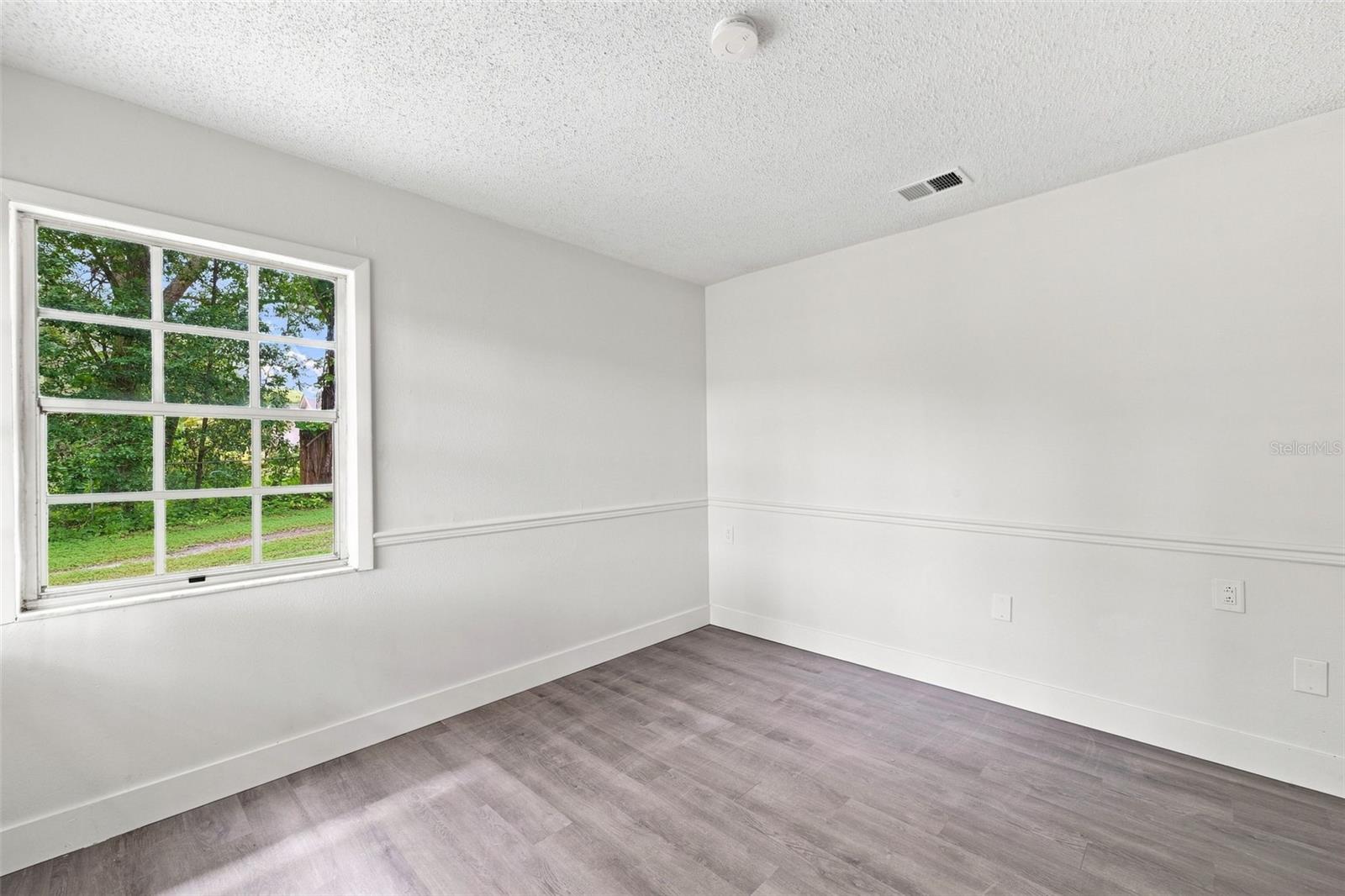 11666 SEMINOLE DR
