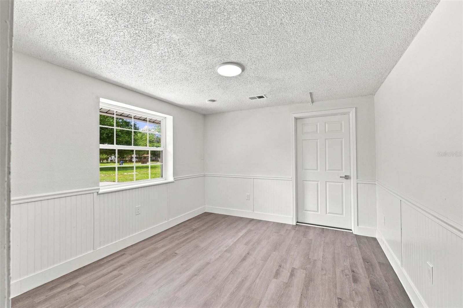 11666 SEMINOLE DR