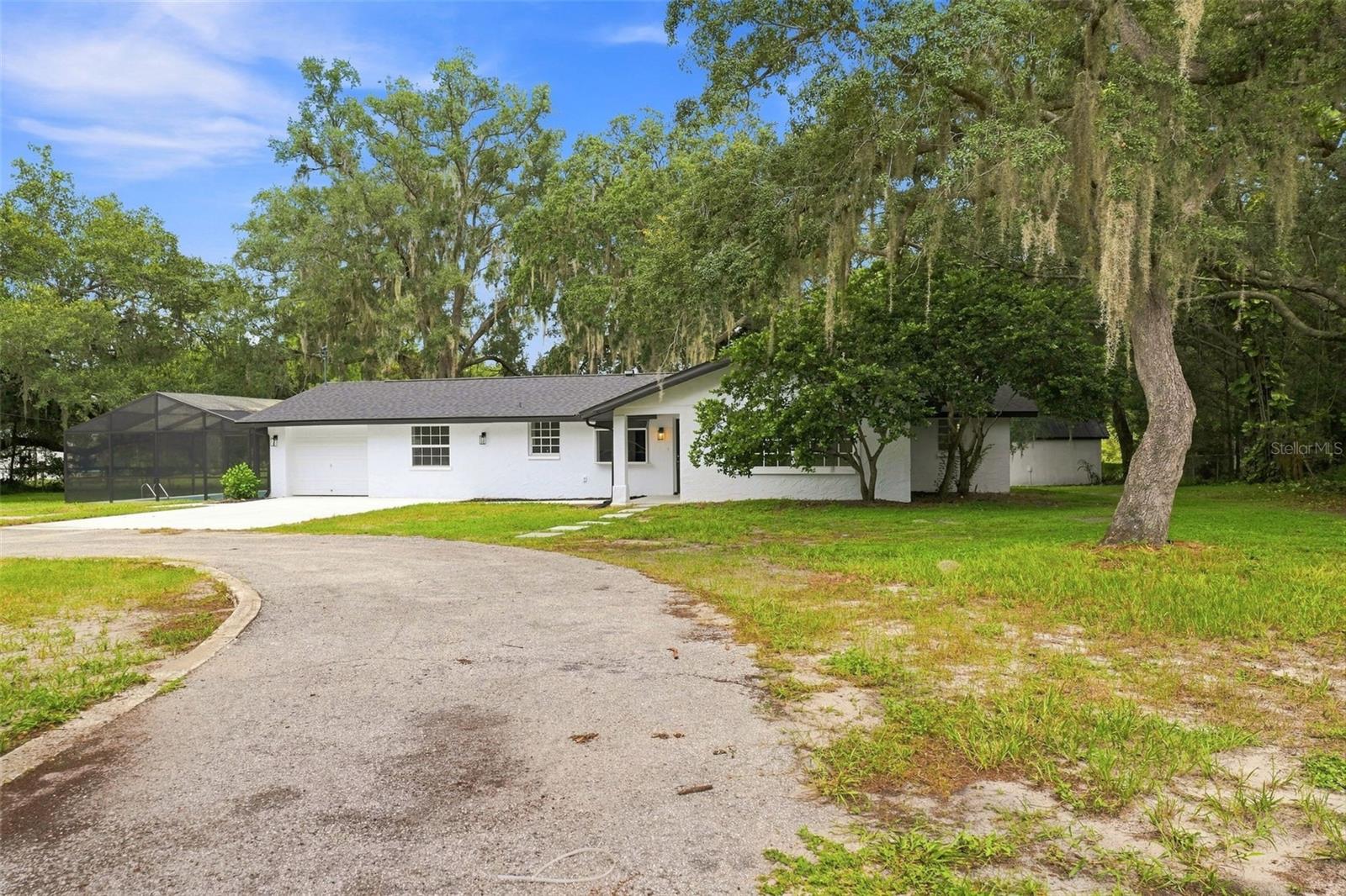 11666 SEMINOLE DR