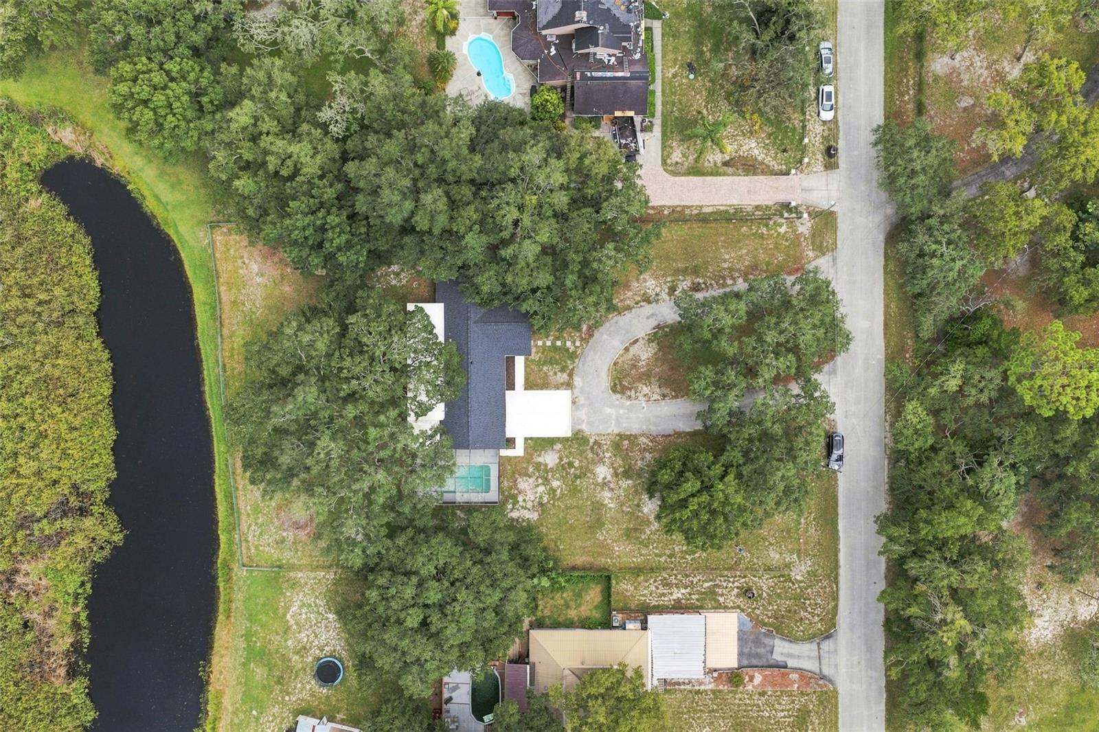 11666 SEMINOLE DR
