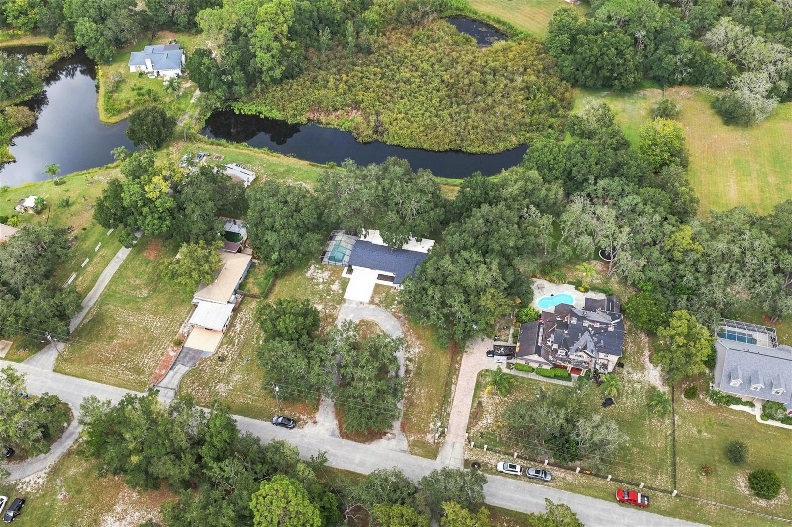 11666 SEMINOLE DR