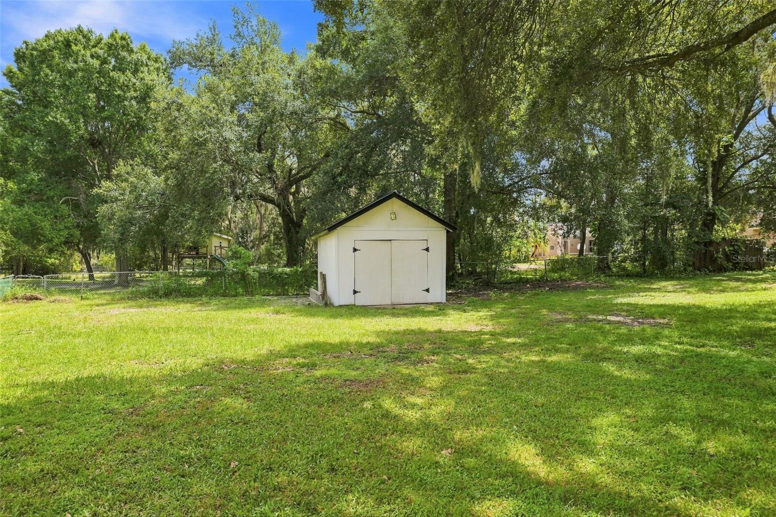 11666 SEMINOLE DR
