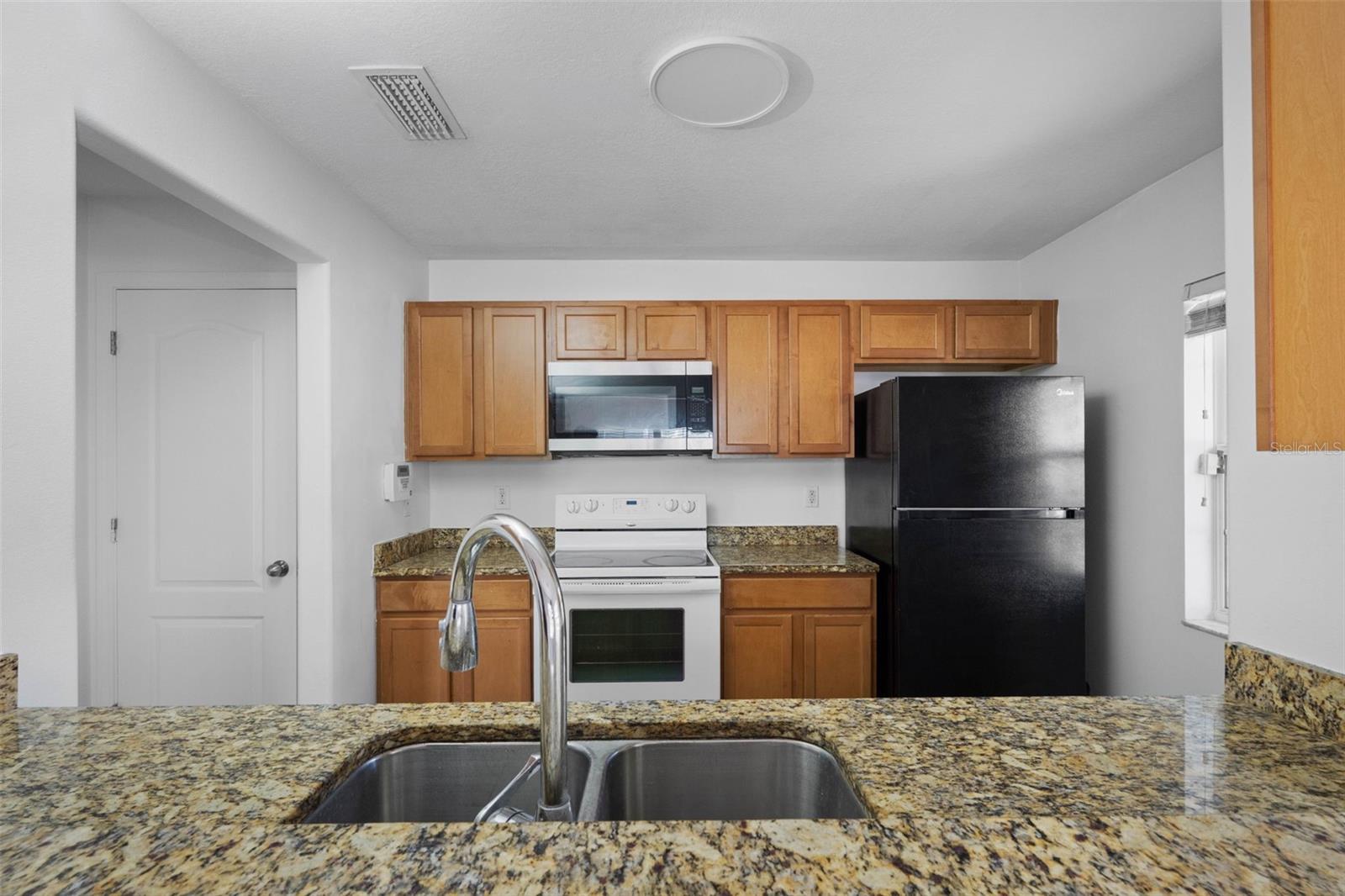 10931 KEYS GATE DR