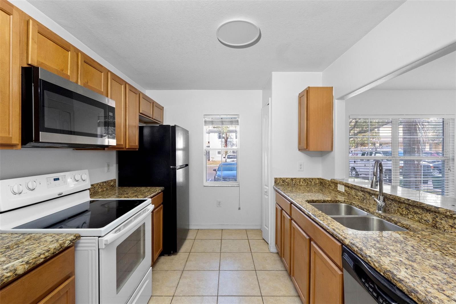 10931 KEYS GATE DR