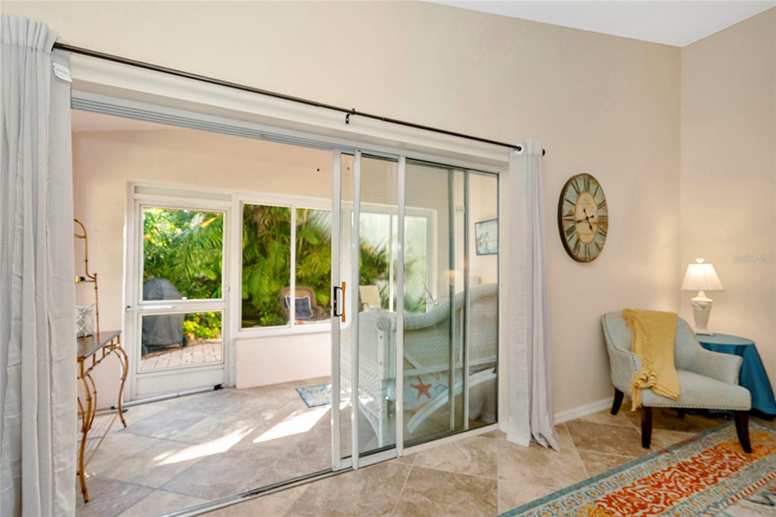 3248 NOEMI DR