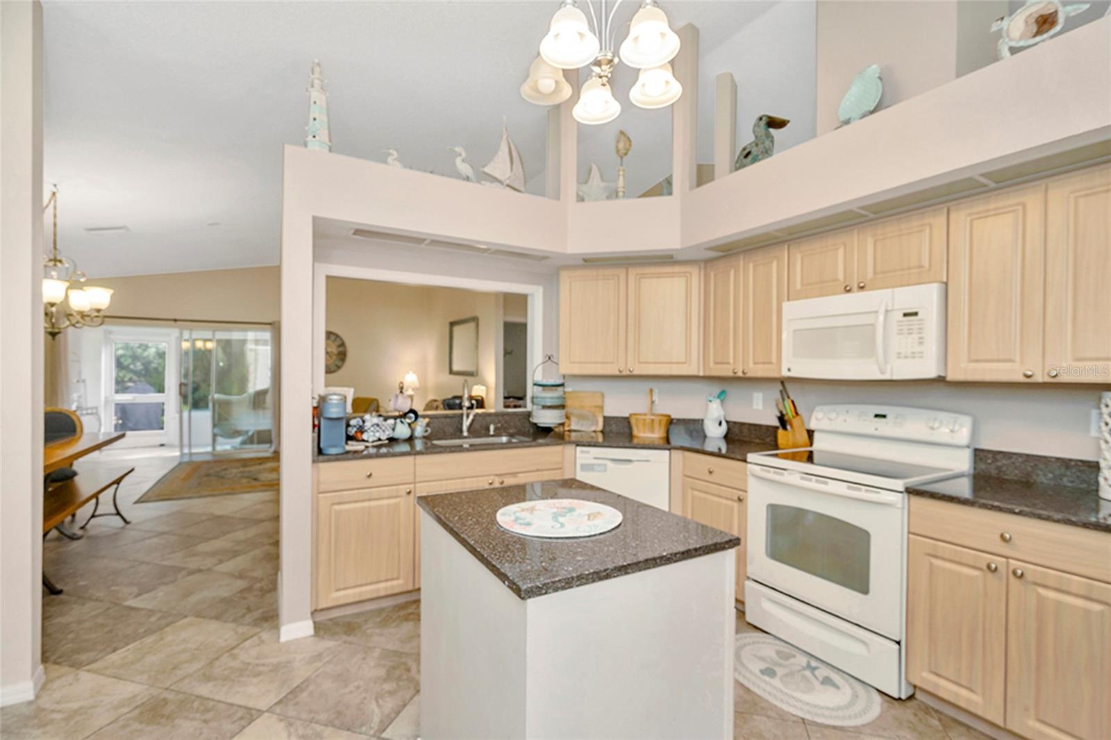 3248 NOEMI DR