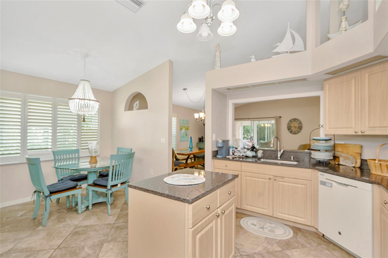 3248 NOEMI DR