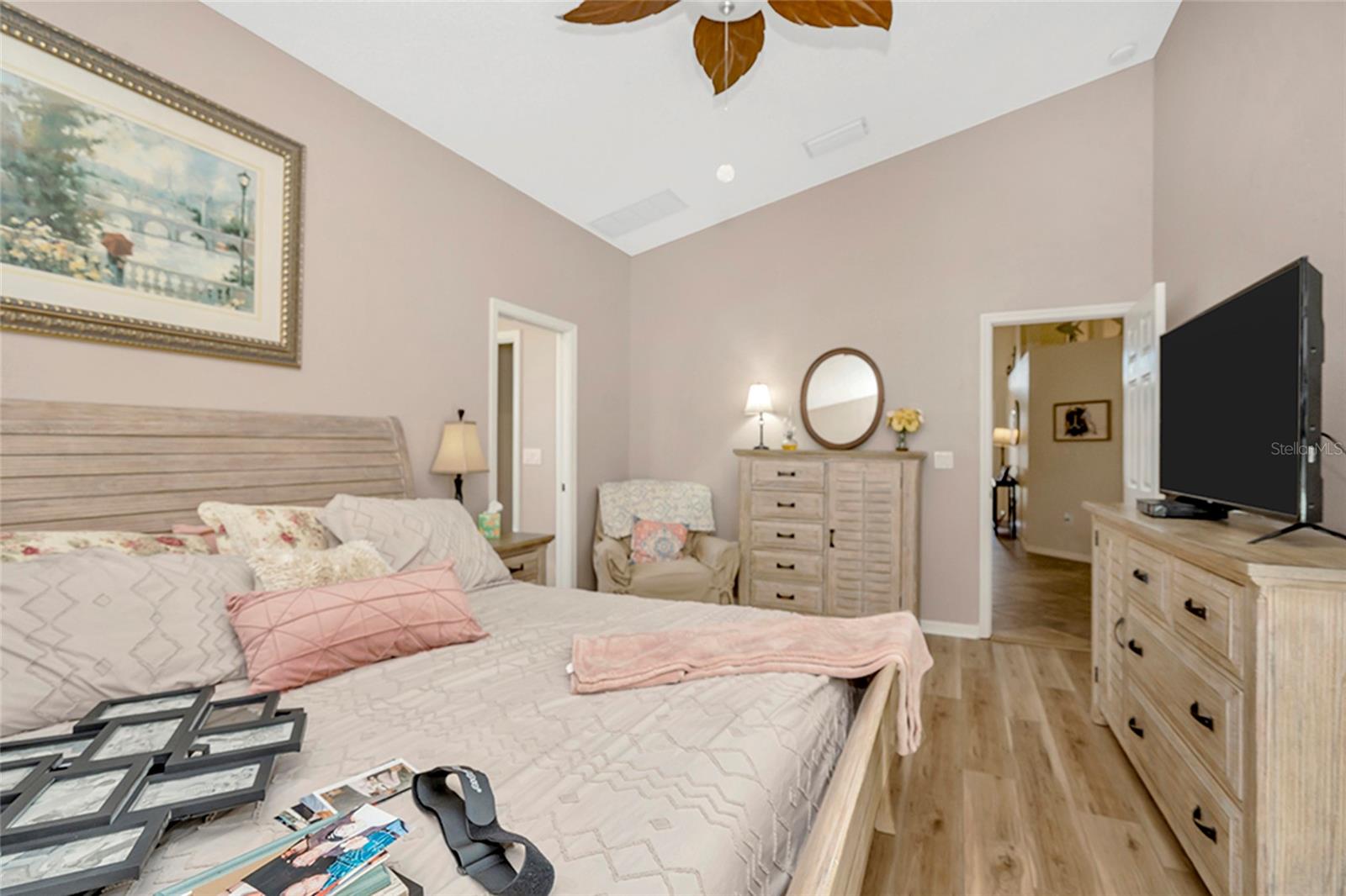 3248 NOEMI DR
