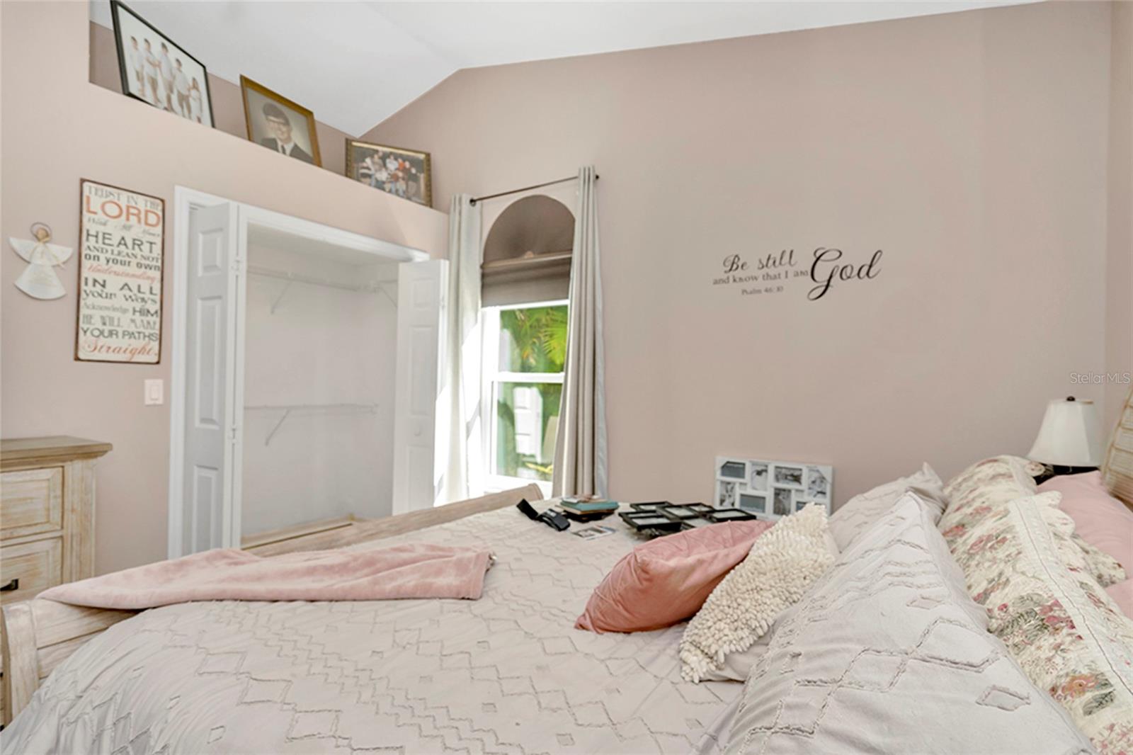 3248 NOEMI DR