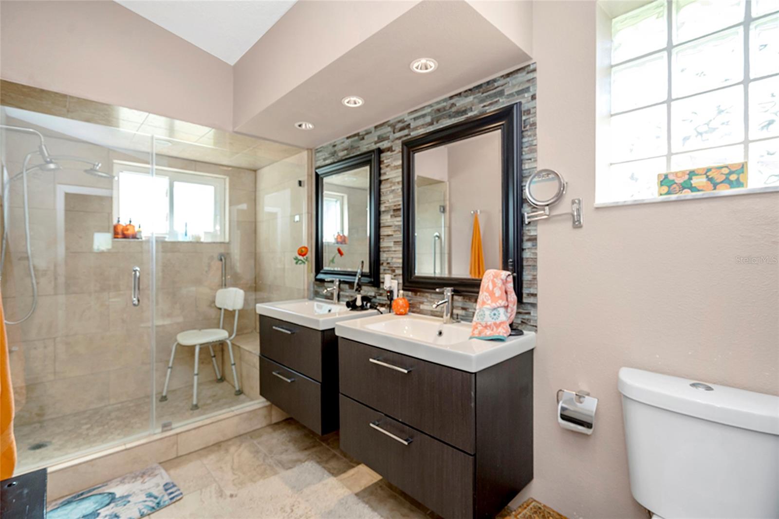 3248 NOEMI DR