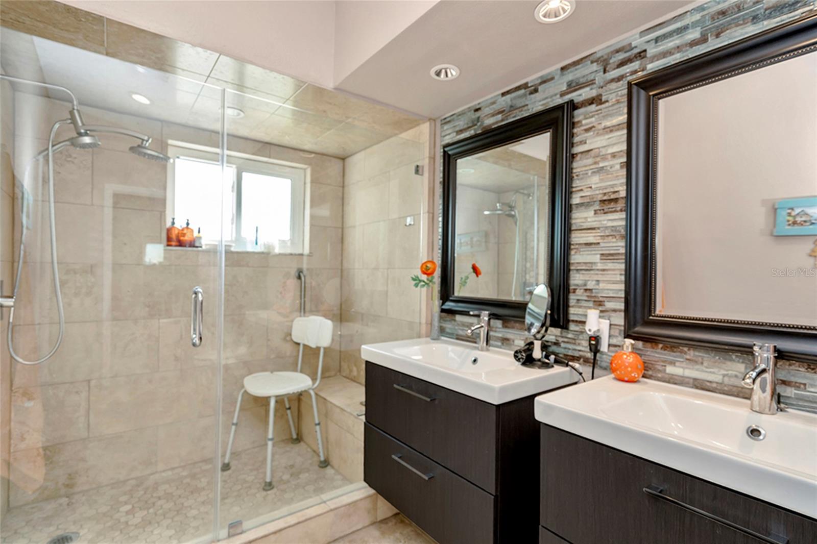 3248 NOEMI DR