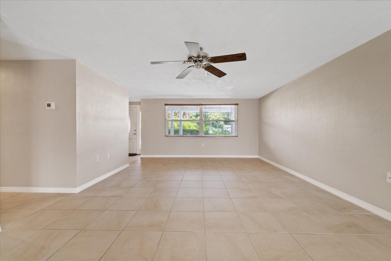 4933 SHELL STREAM BLVD