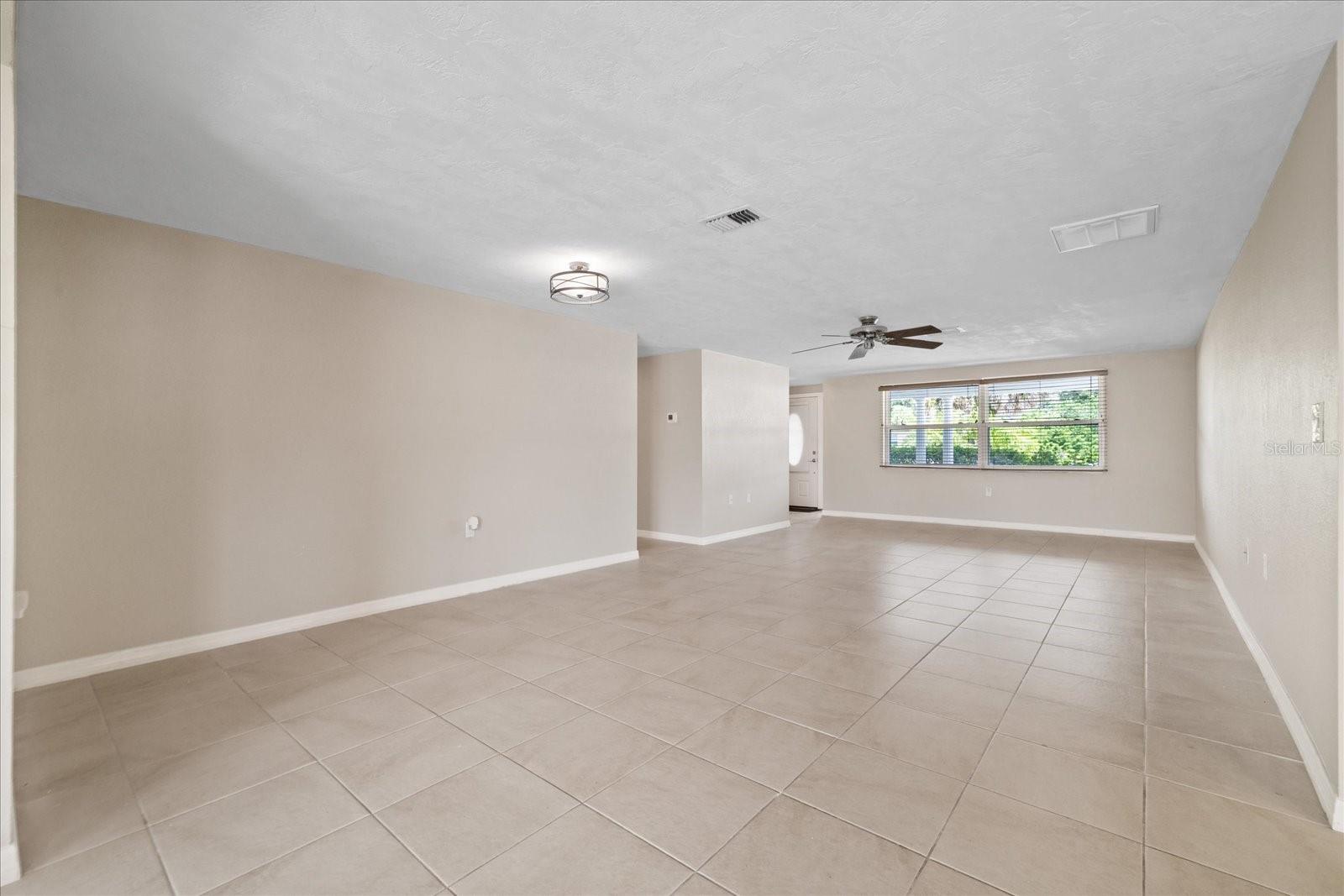 4933 SHELL STREAM BLVD