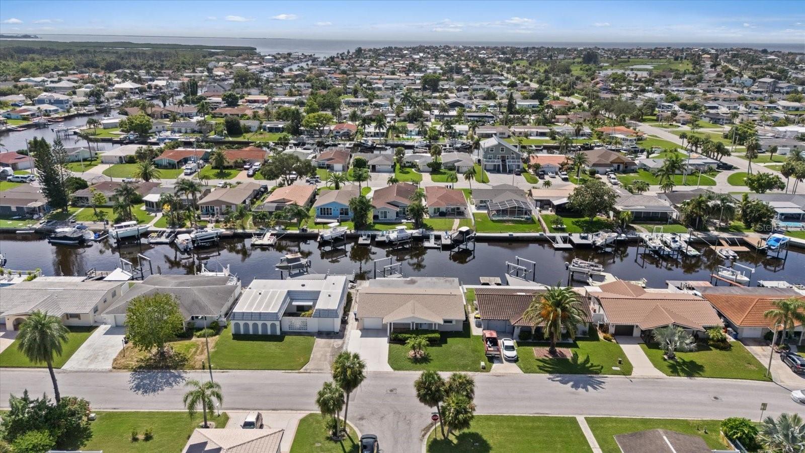 4933 SHELL STREAM BLVD