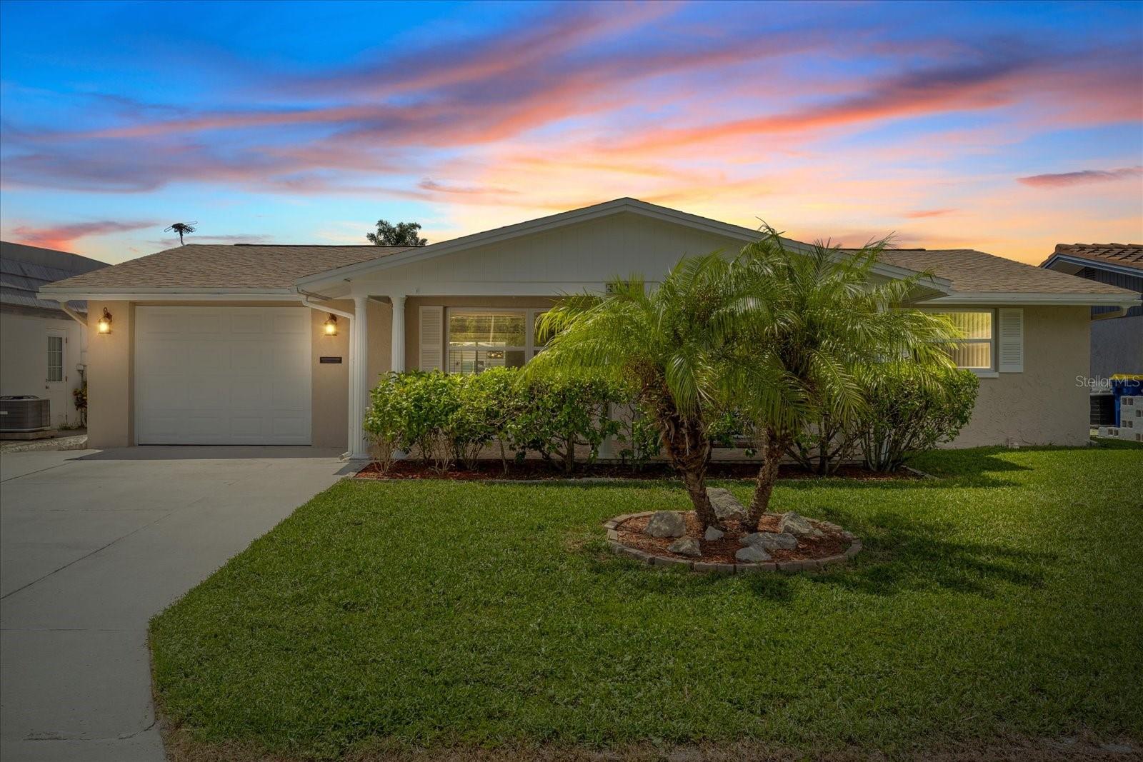4933 SHELL STREAM BLVD