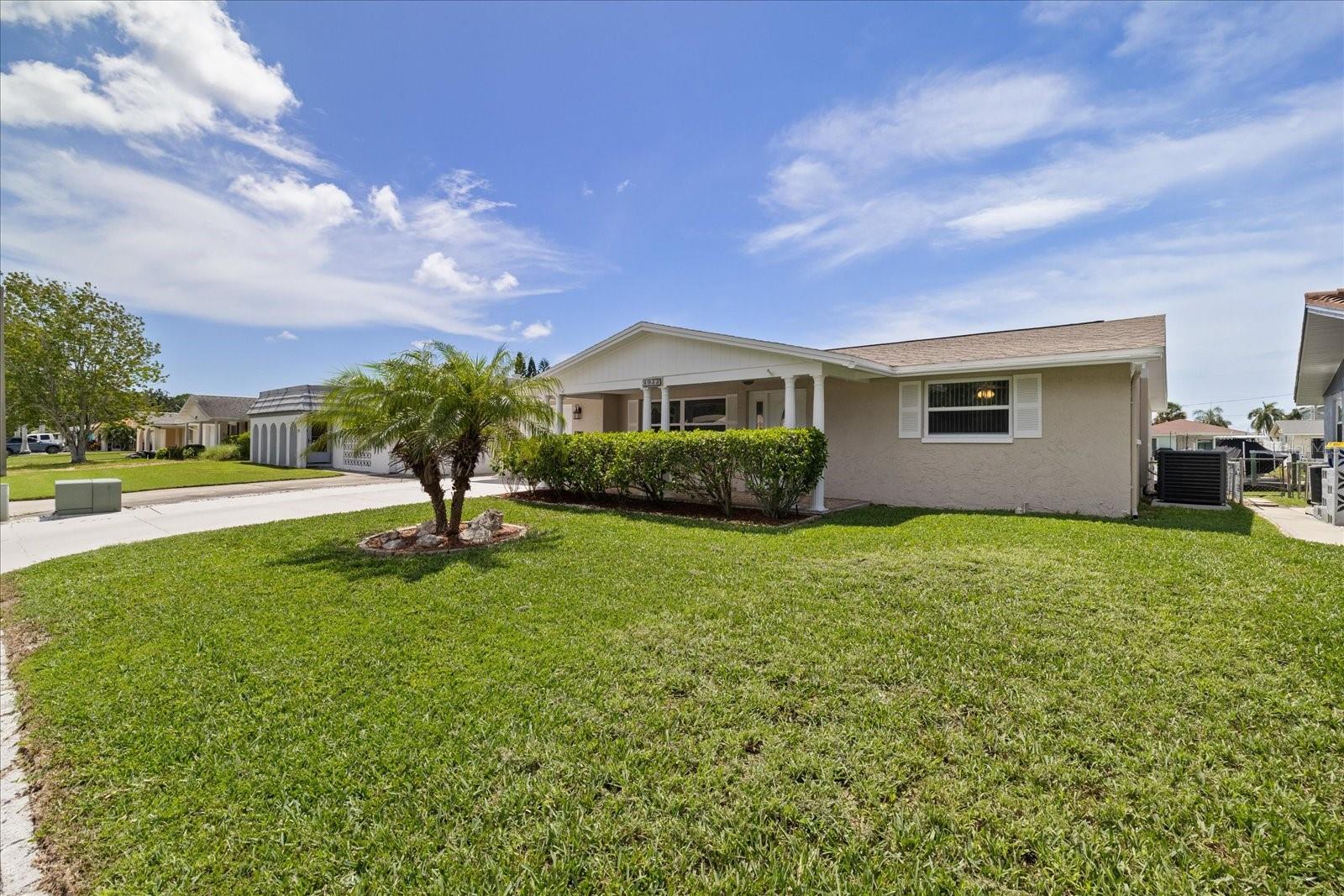 4933 SHELL STREAM BLVD
