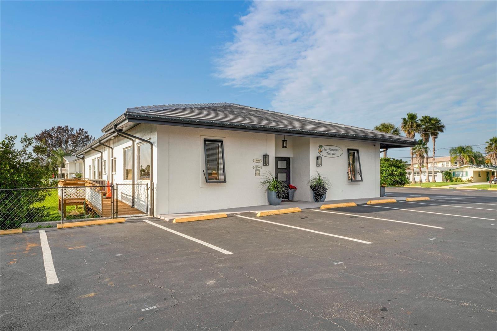 4933 SHELL STREAM BLVD