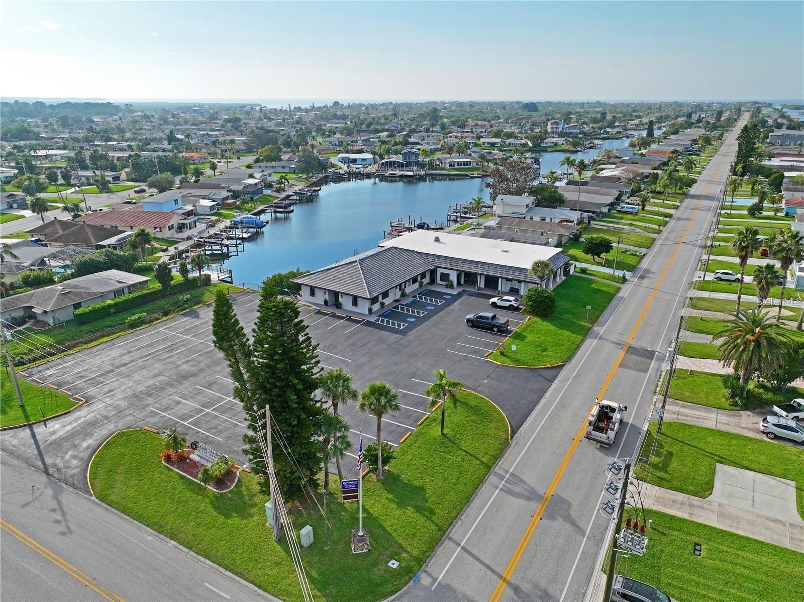 4933 SHELL STREAM BLVD