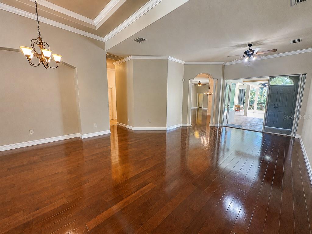 1637 ABYSS DR