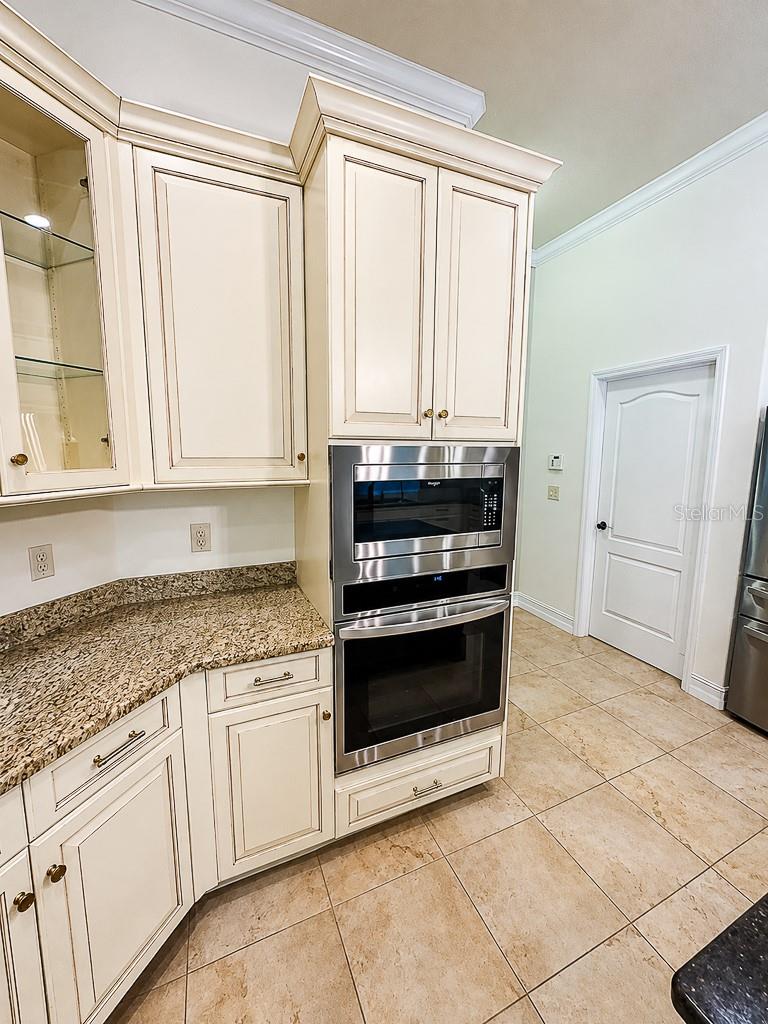 1637 ABYSS DR