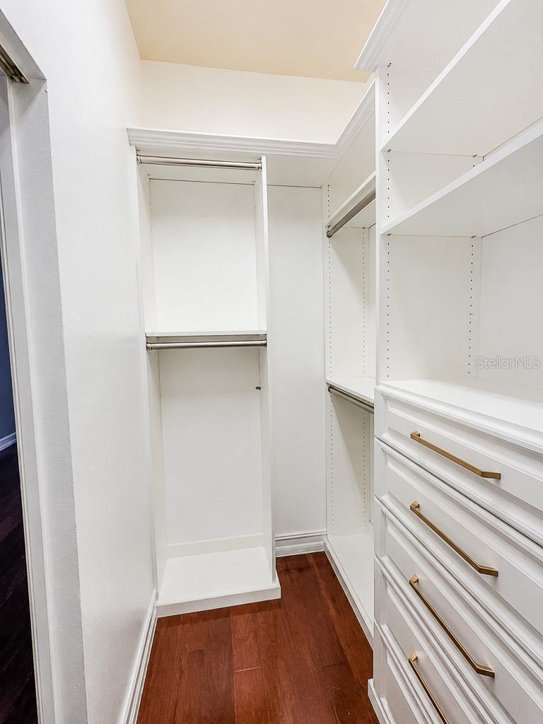 1637 ABYSS DR