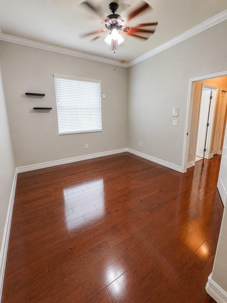 1637 ABYSS DR