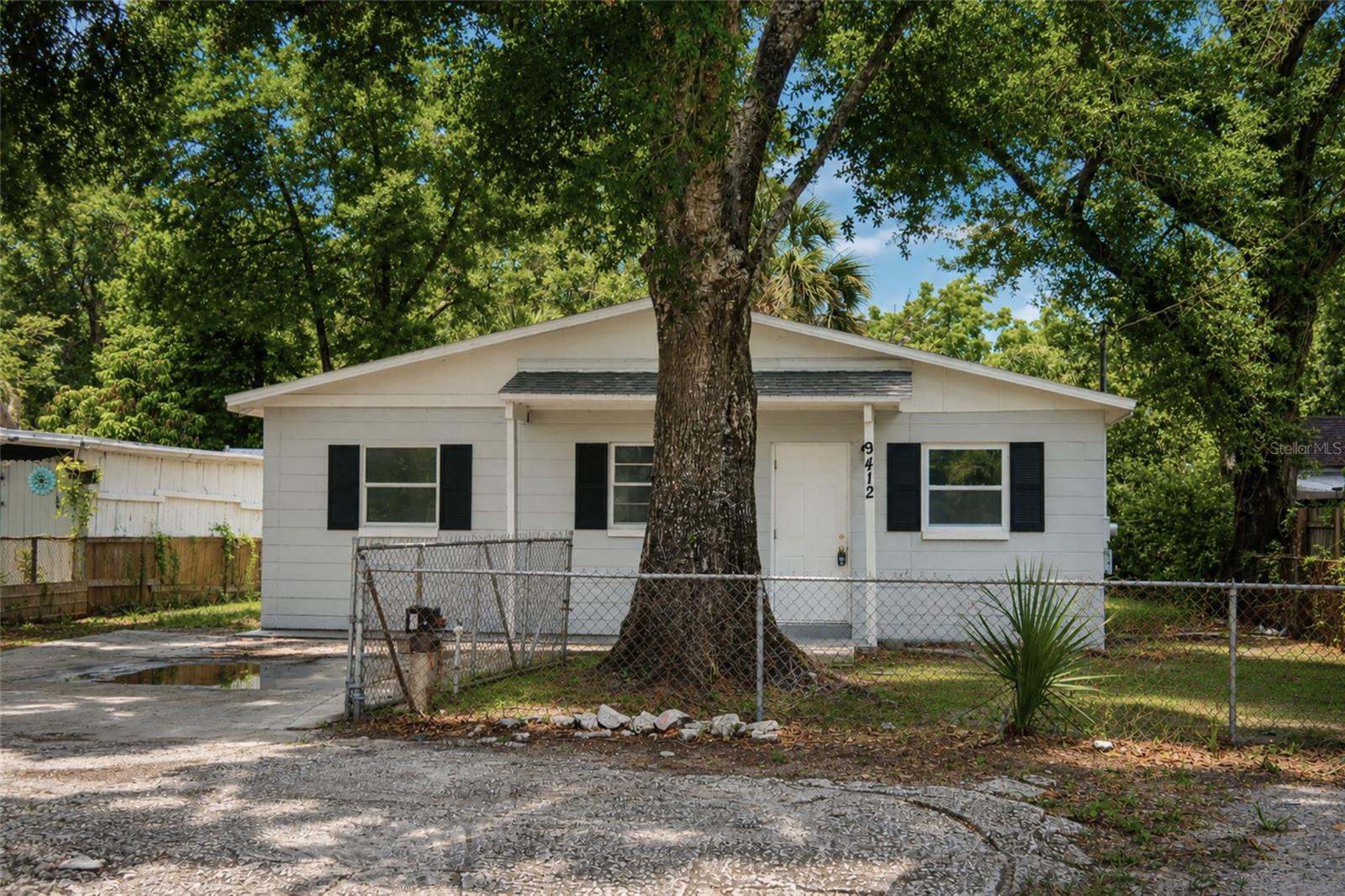 9412 N Elmer St, Tampa