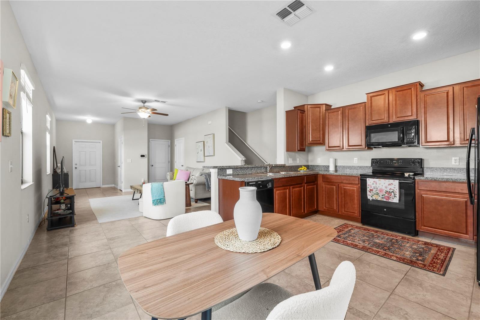7667 GINGER LILY CT