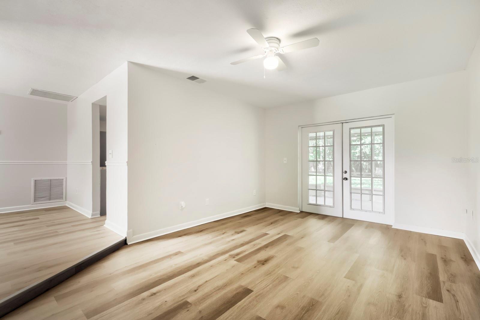 1418 OAK VALLEY DR