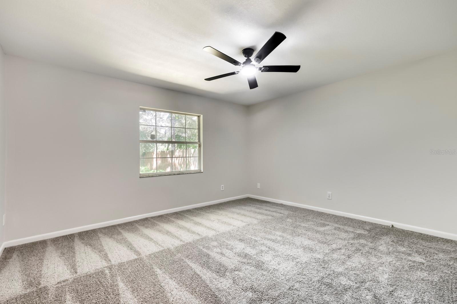 1418 OAK VALLEY DR