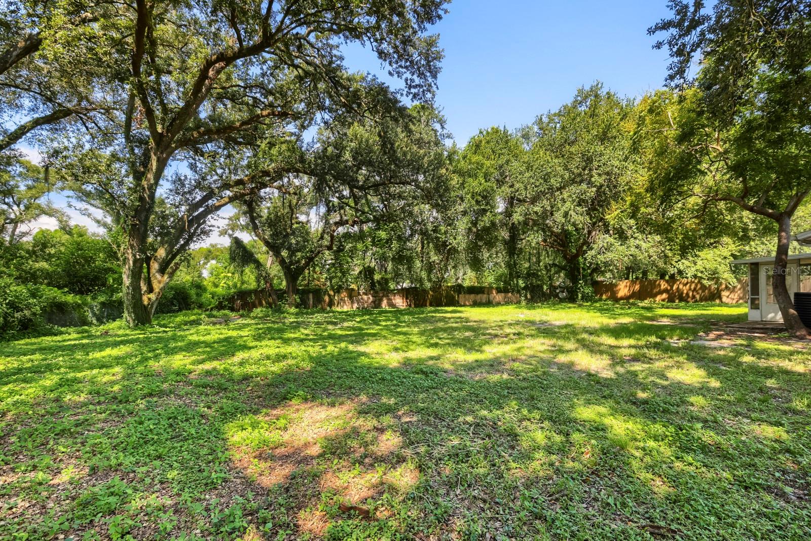 1418 OAK VALLEY DR