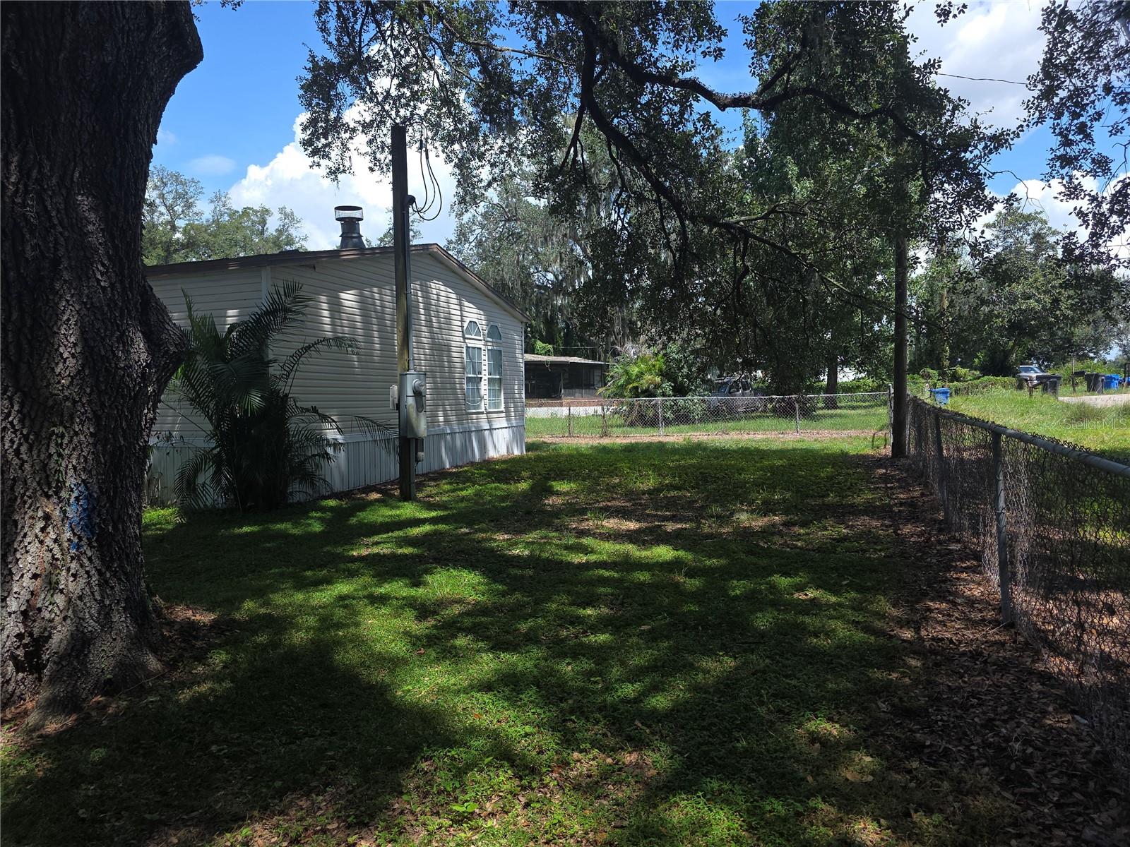 1020 BRINWOOD DR