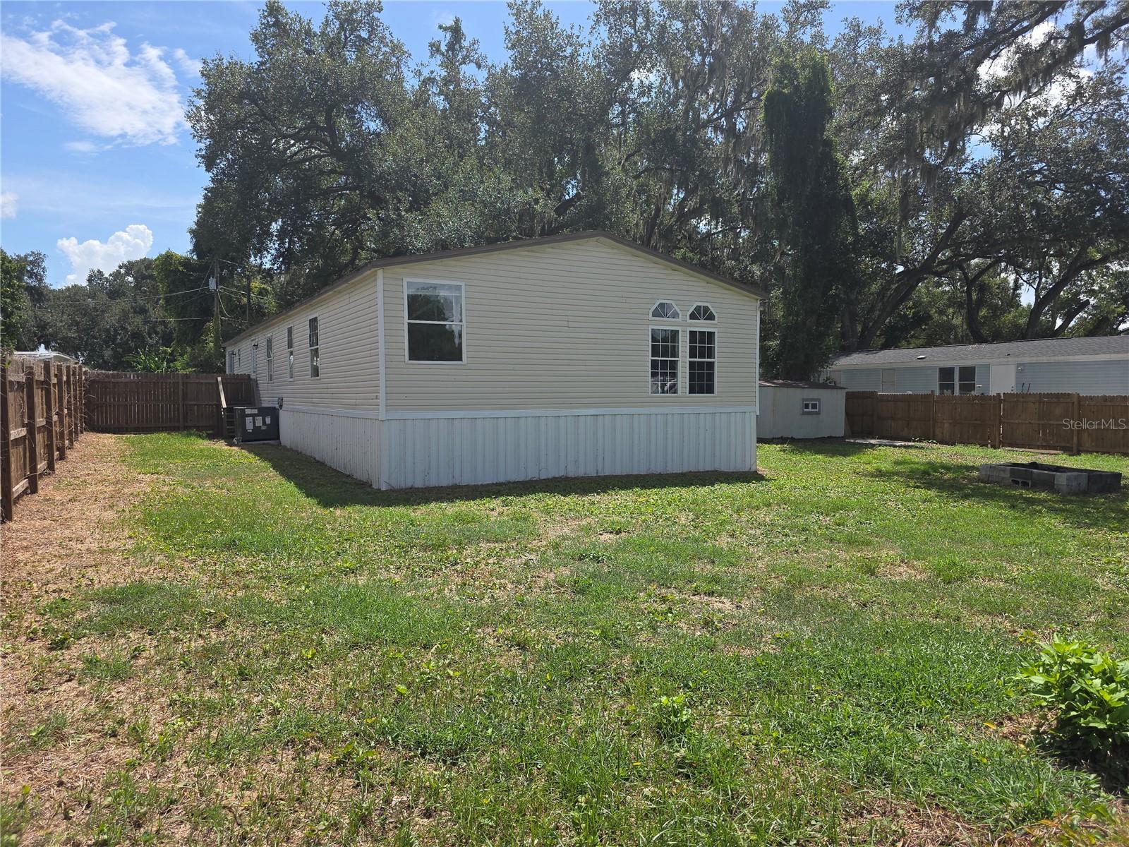 1020 BRINWOOD DR