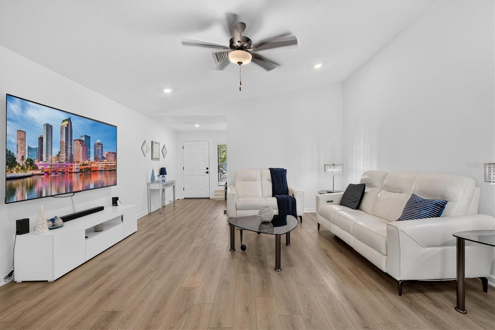 5761 HELMSMAN CT