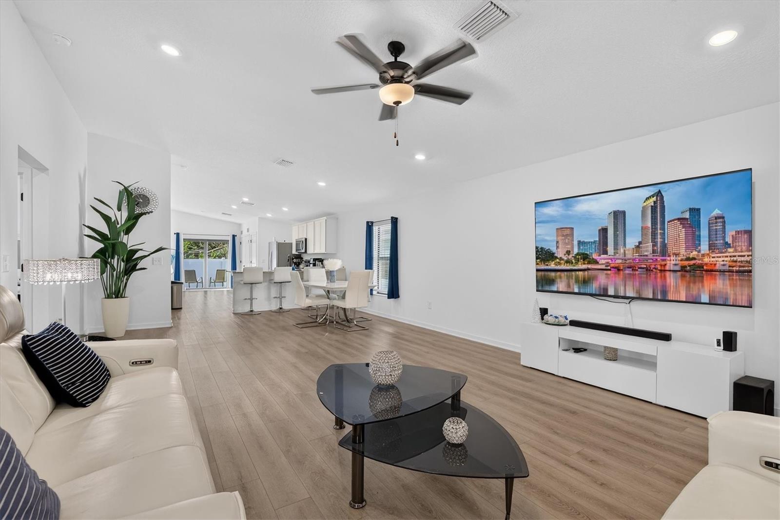 5761 HELMSMAN CT