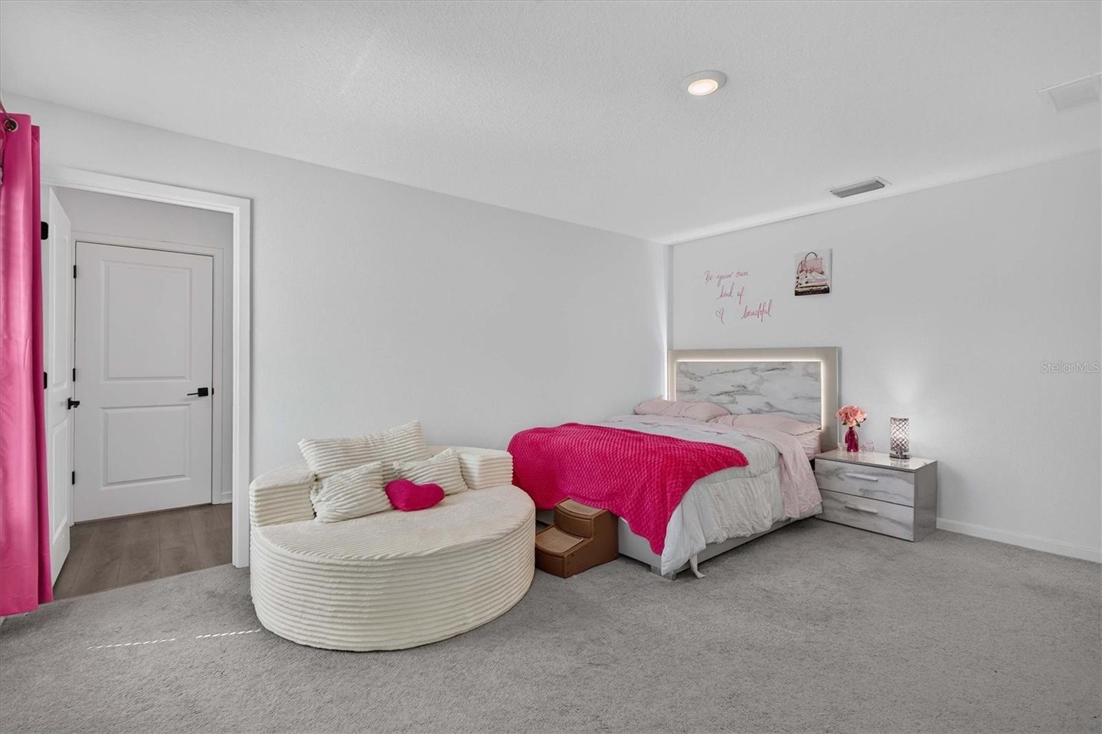 5761 HELMSMAN CT