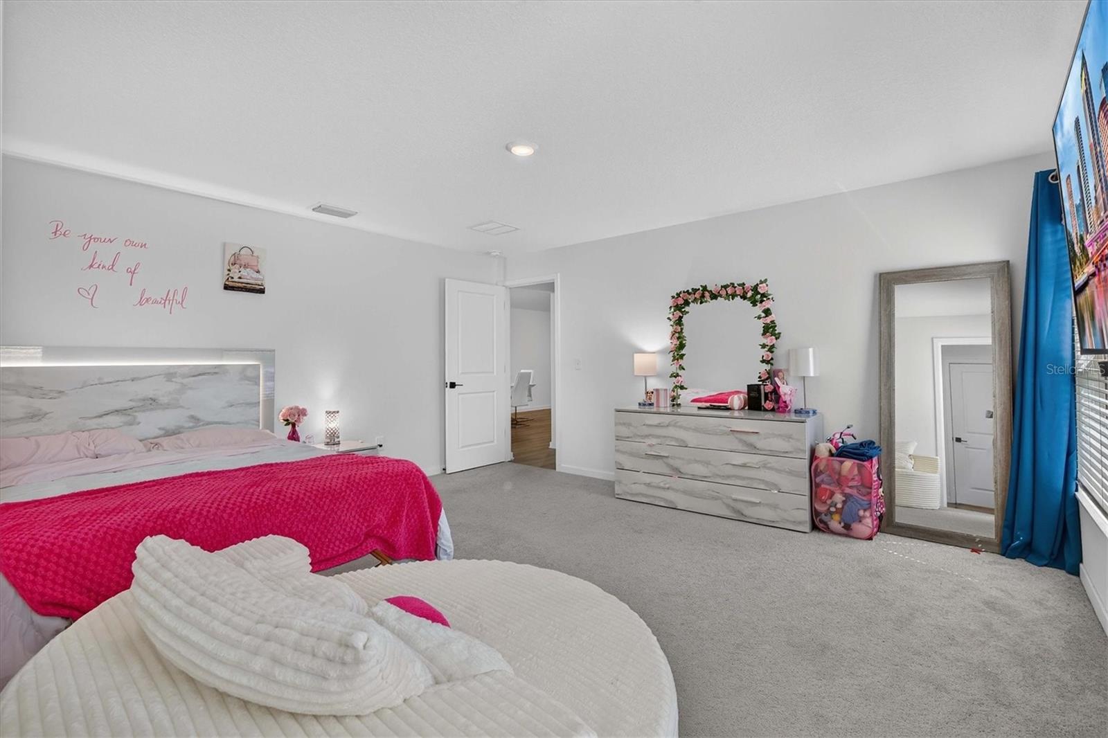 5761 HELMSMAN CT