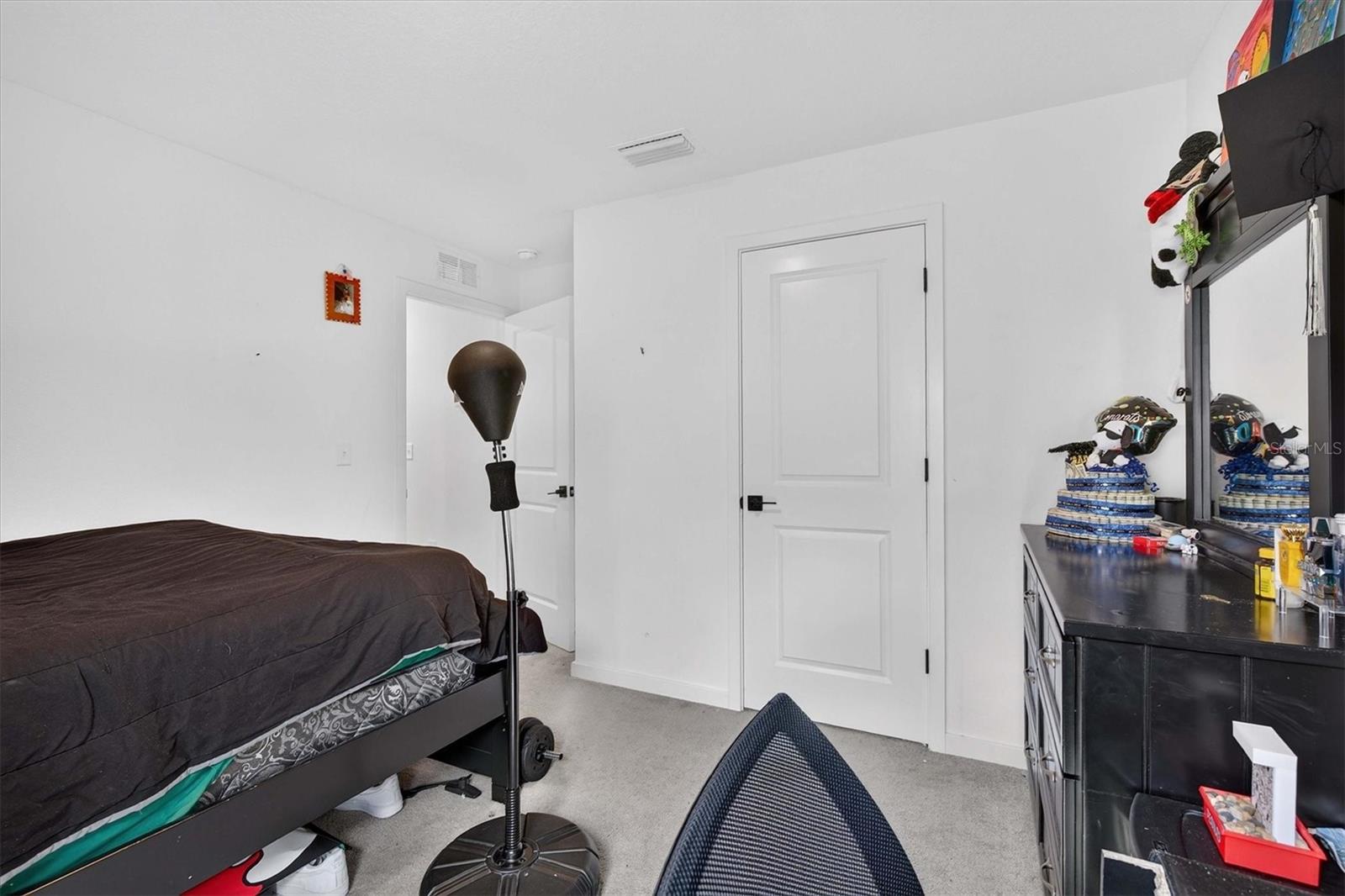 5761 HELMSMAN CT