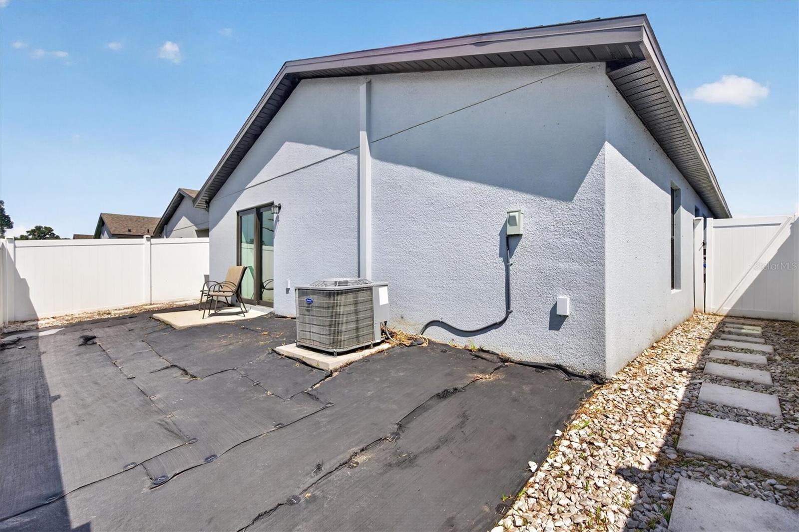 5761 HELMSMAN CT