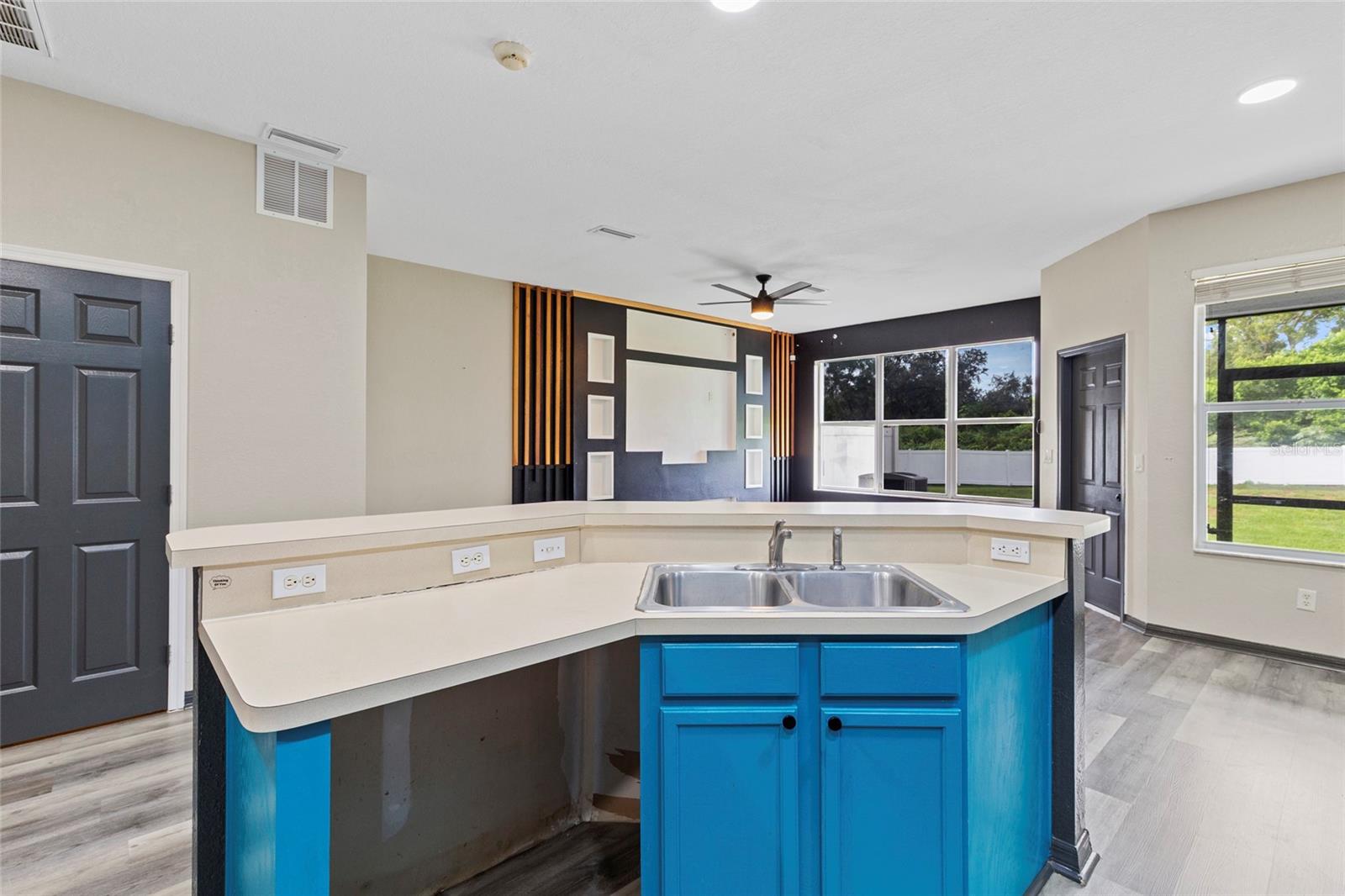 1522 SUMMERGATE DR