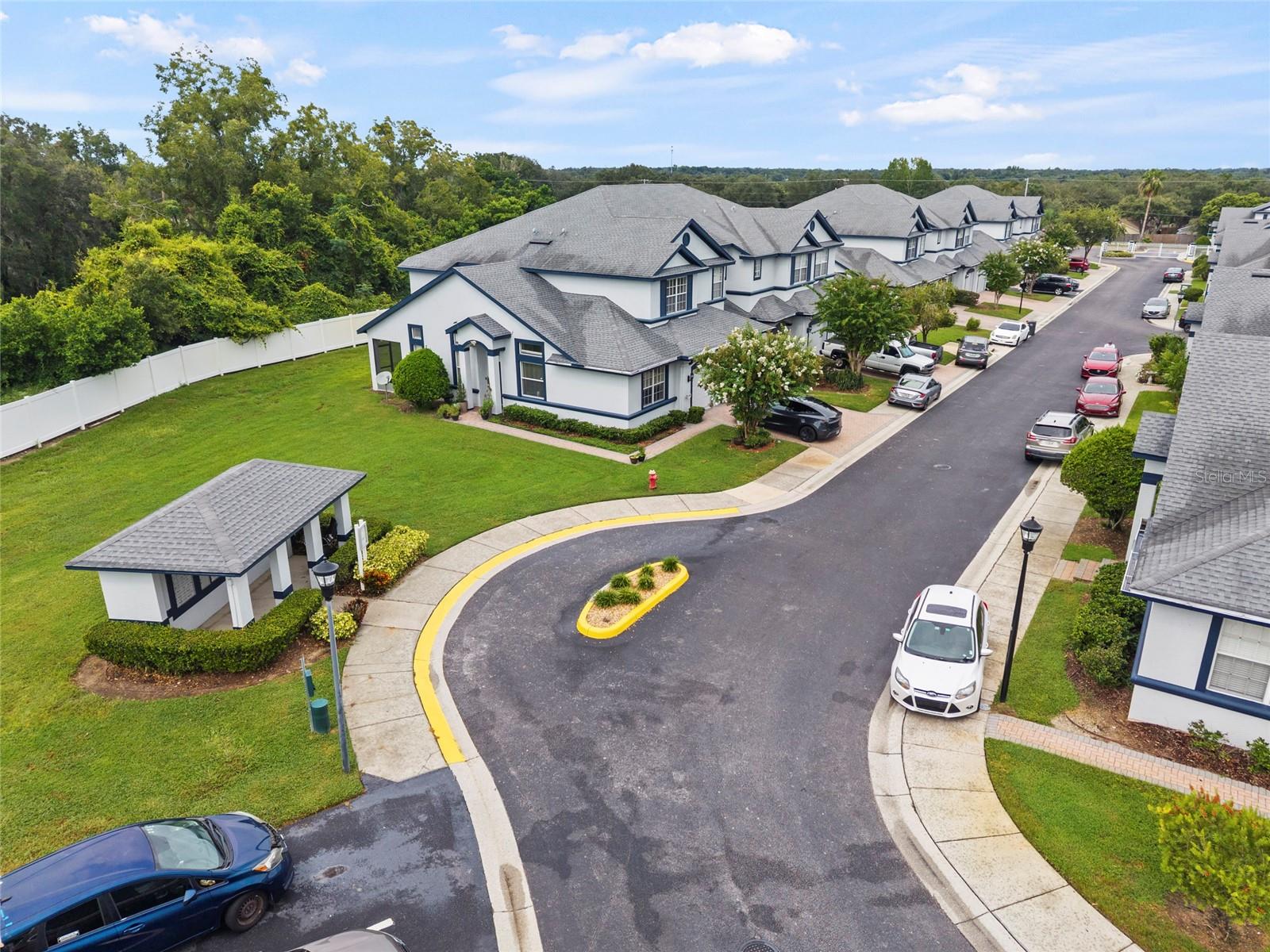 1522 SUMMERGATE DR