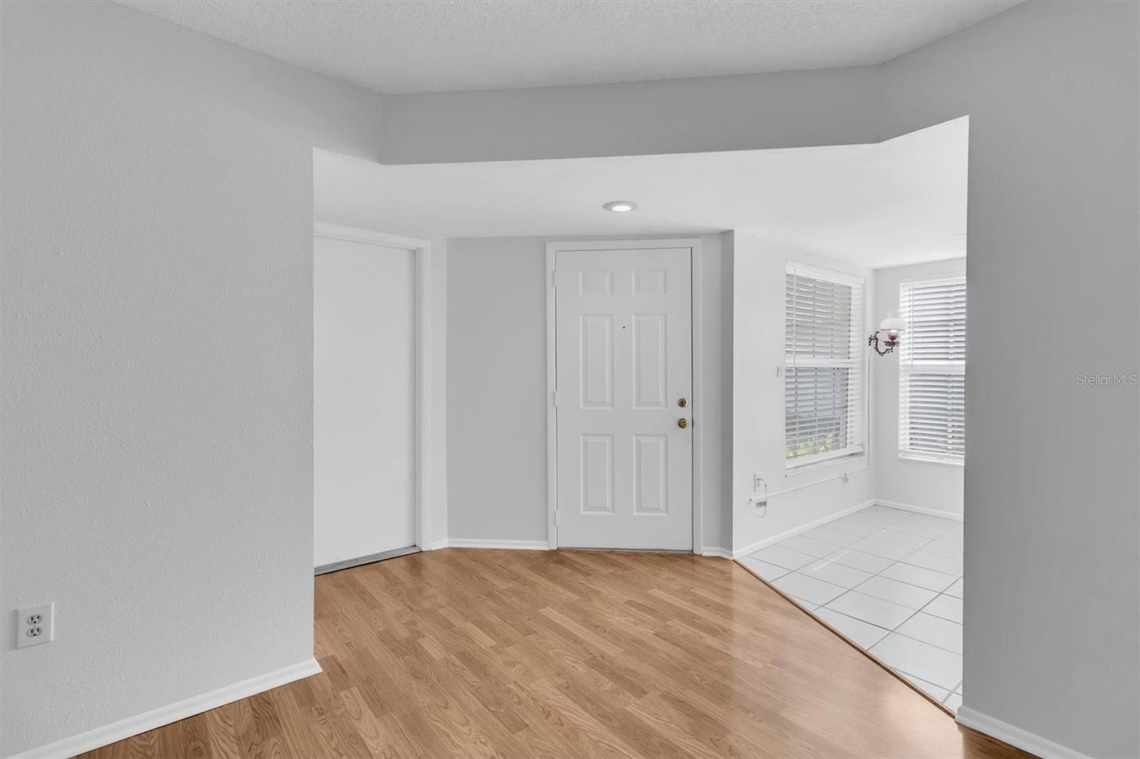 9528 BUNKER HILL CT