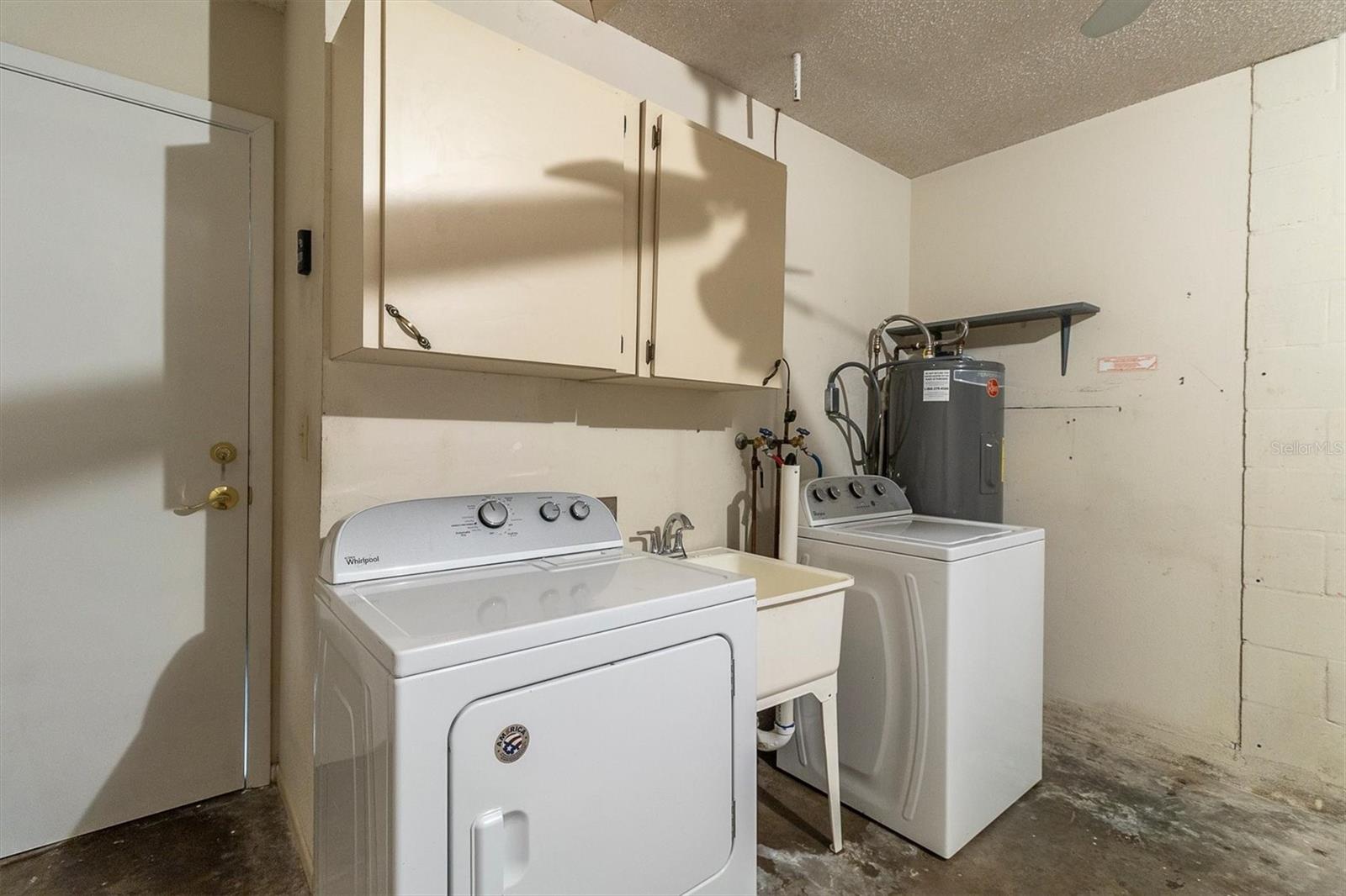 9528 BUNKER HILL CT