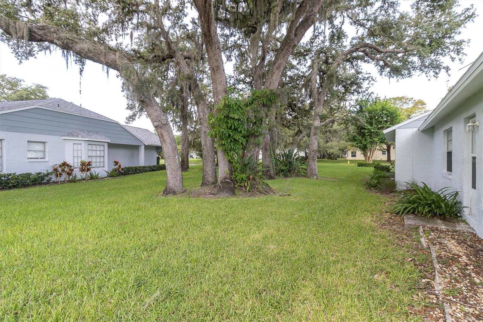 9528 BUNKER HILL CT