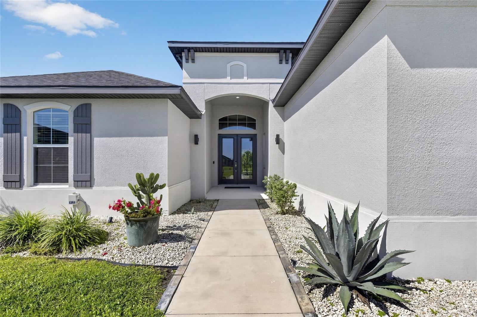5218 LAKE VENICE DR