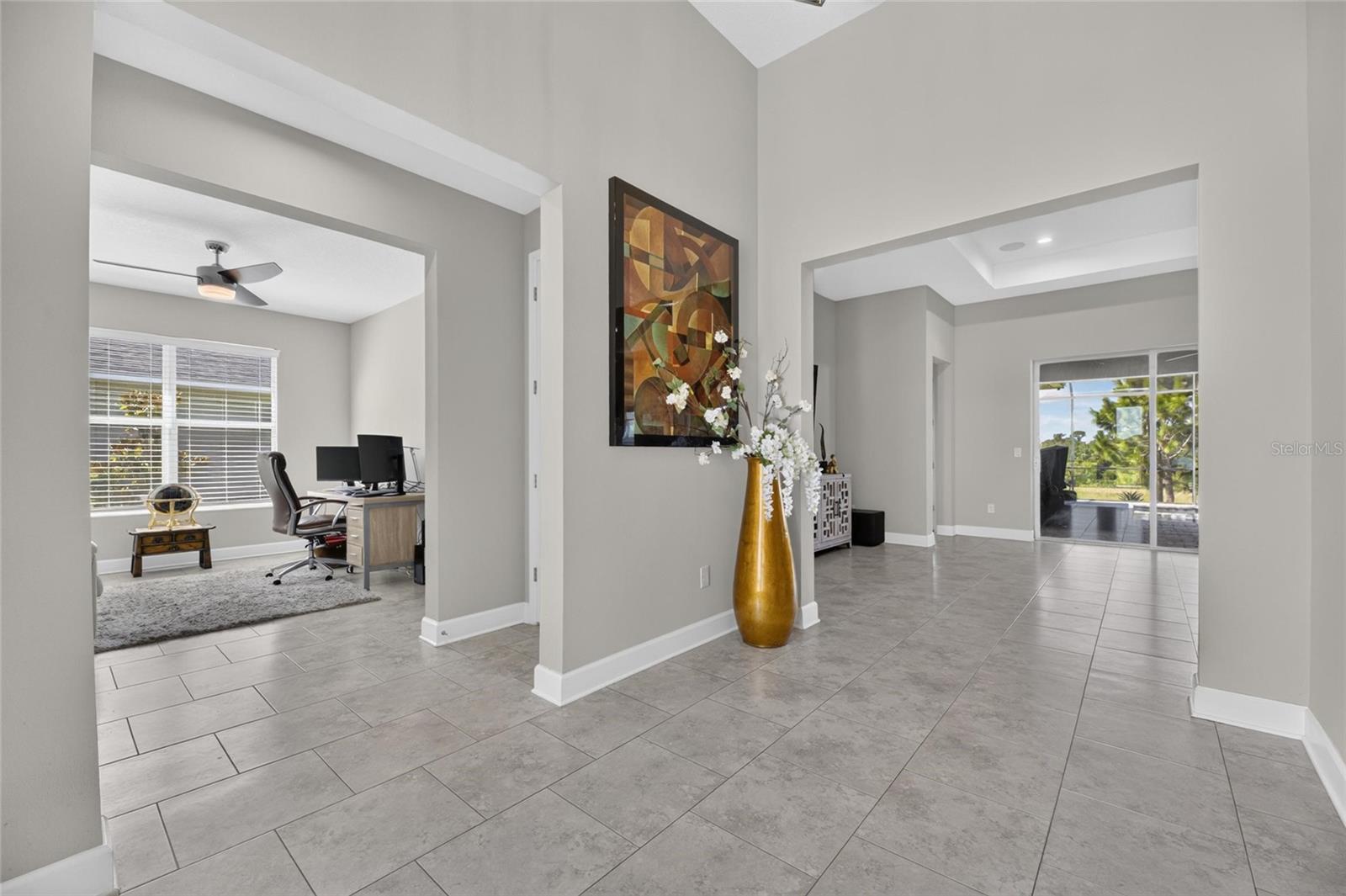 5218 LAKE VENICE DR
