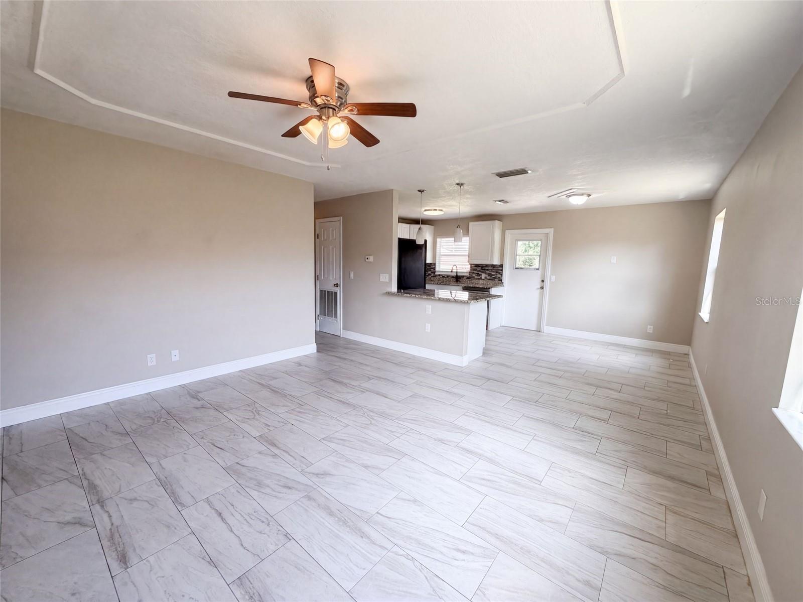 121 INWOOD CIR