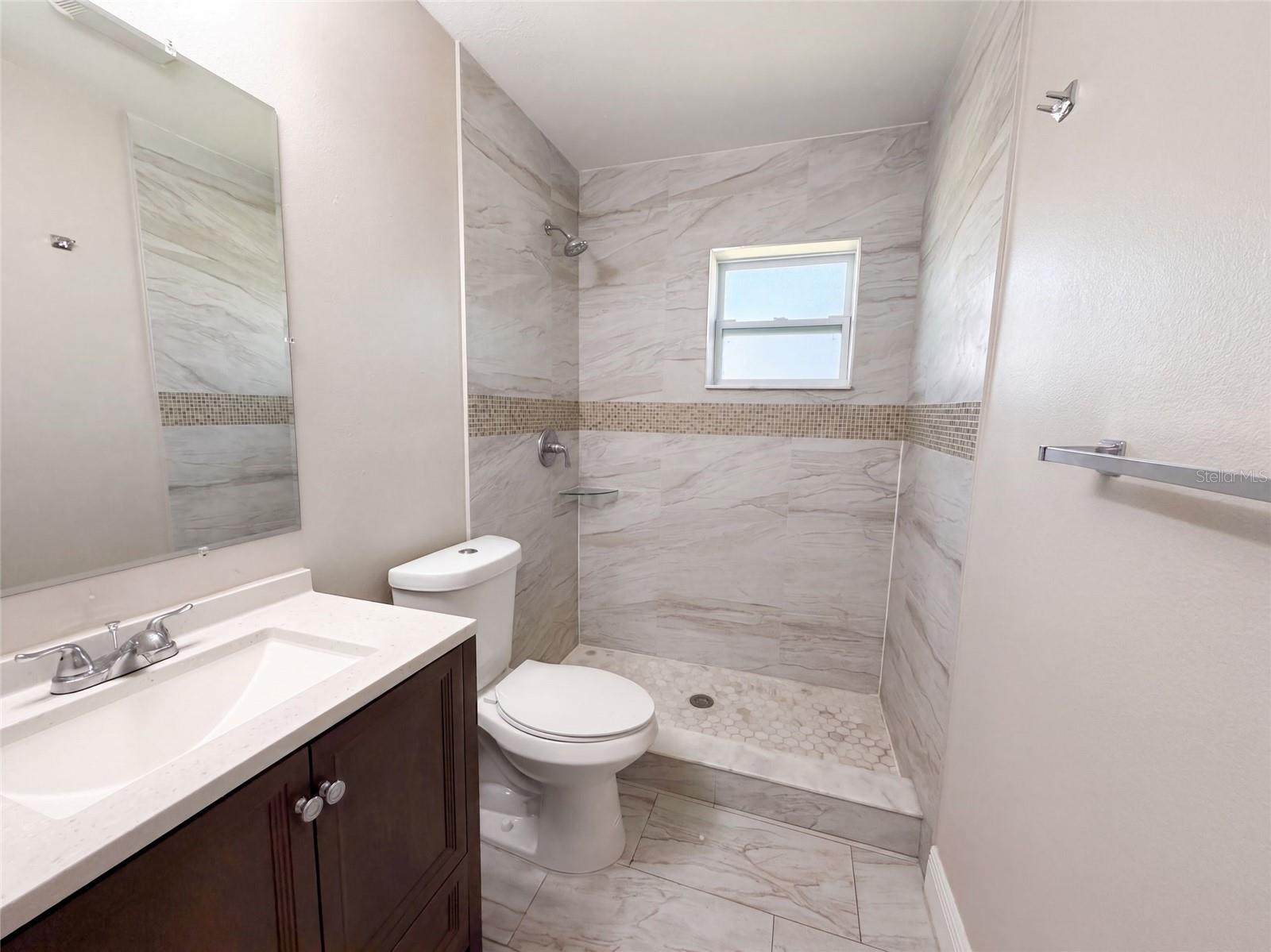 121 INWOOD CIR