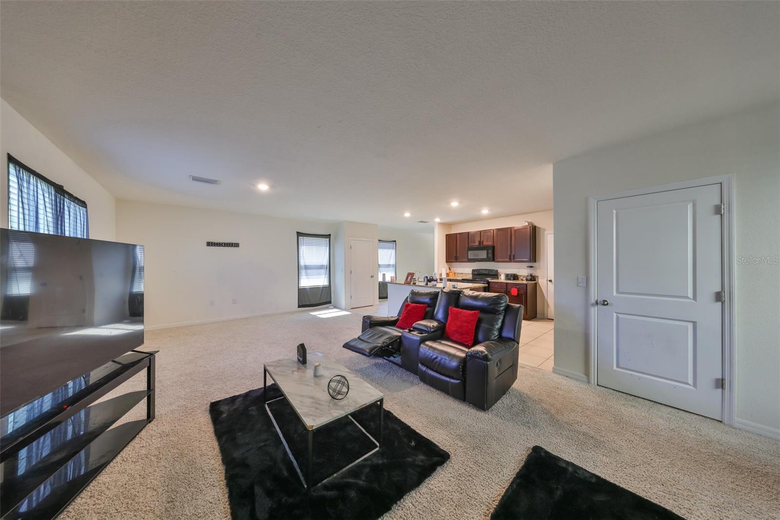 10967 CARLTON FIELDS DR